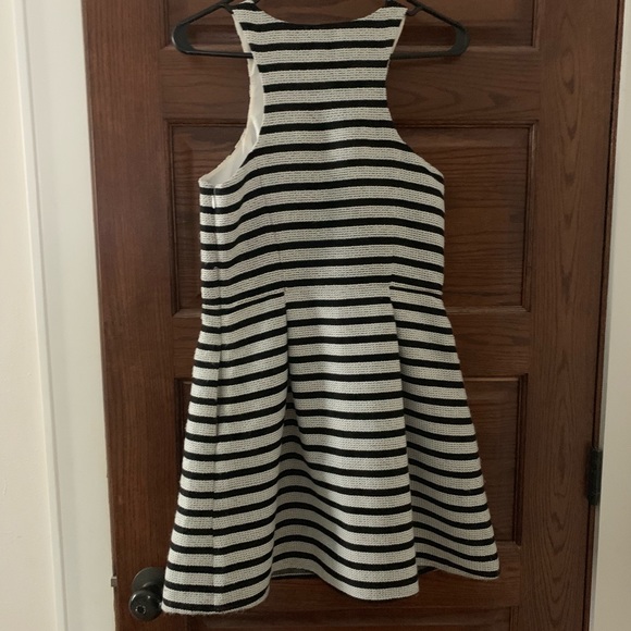 Express black and white striped zipper front dress - Picture 6 of 7